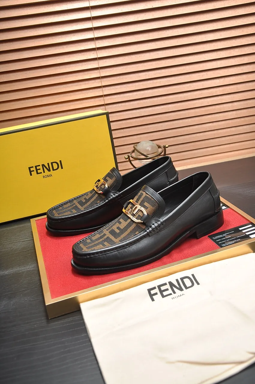 Men's shoes💰560💶[FENDI] The latest high-end men's shoes in Hong Kong! Original quality. The upper is made of imported cowhide material and cowhide lining! Super comfortable on the foot, original wear-resistant outsole, luxurious, fashionable, casual and versatile! Size: 38-45 (45 customized)